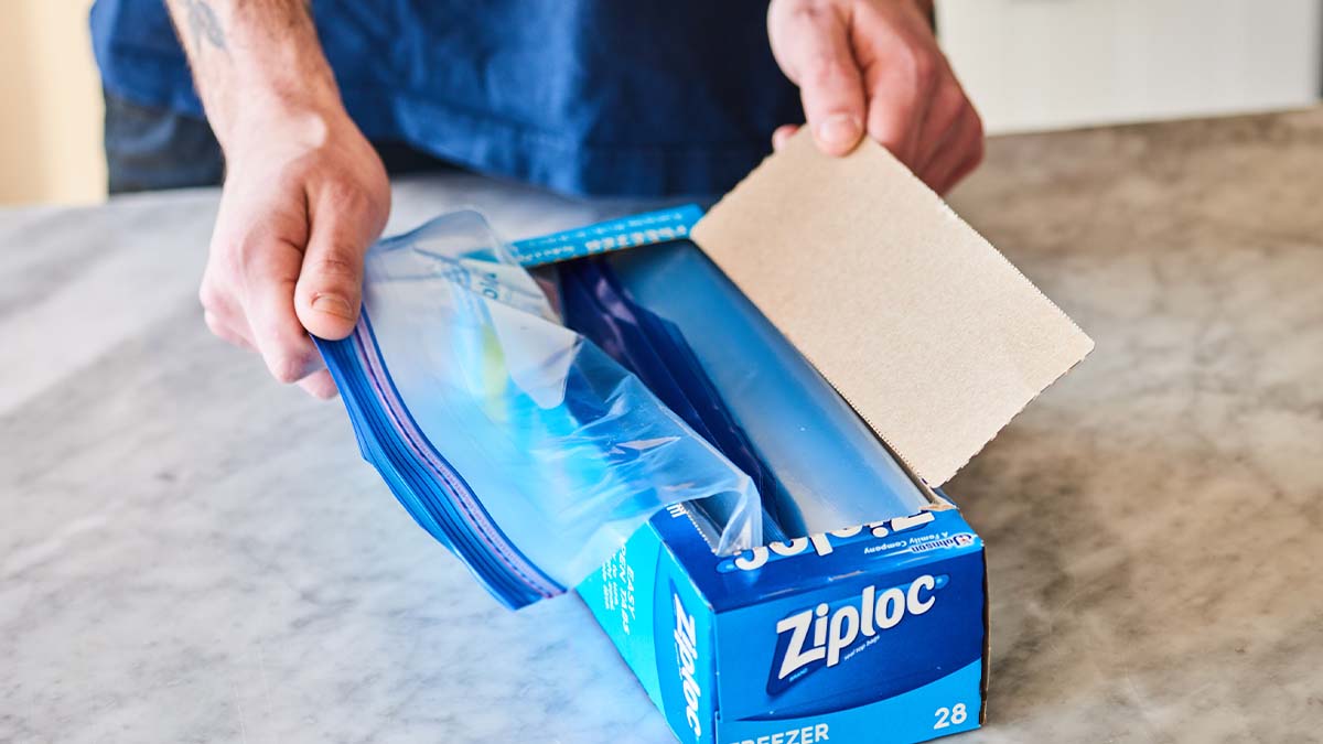 Read more about the article Can You Microwave Ziploc Bags? [Updated 2023]