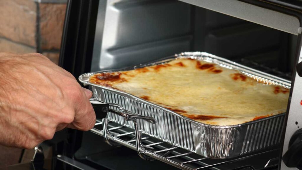 Use Aluminum Foil In The Oven